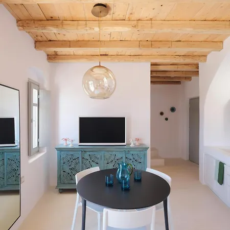 Odyssey Rock Milos Sunset Appartement *