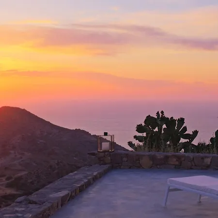 Odyssey Rock Milos Sunset Plaka (Milos)