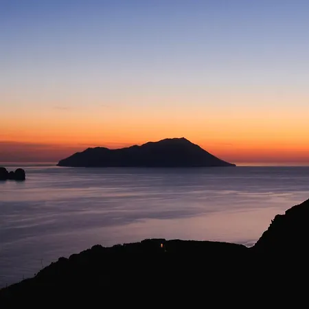 Odyssey Rock Milos Sunset 아파트 *