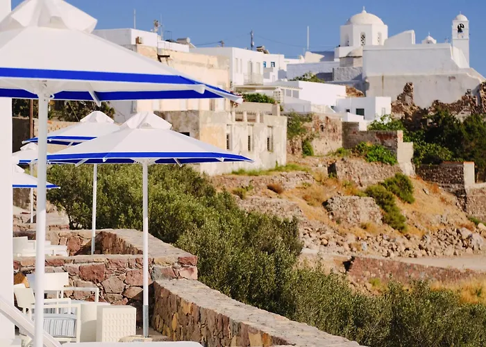 Odyssey Rock Milos Sunset * Plaka (Milos)